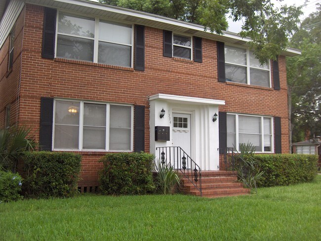 Foto del edificio - 1034 Willow Branch Ave