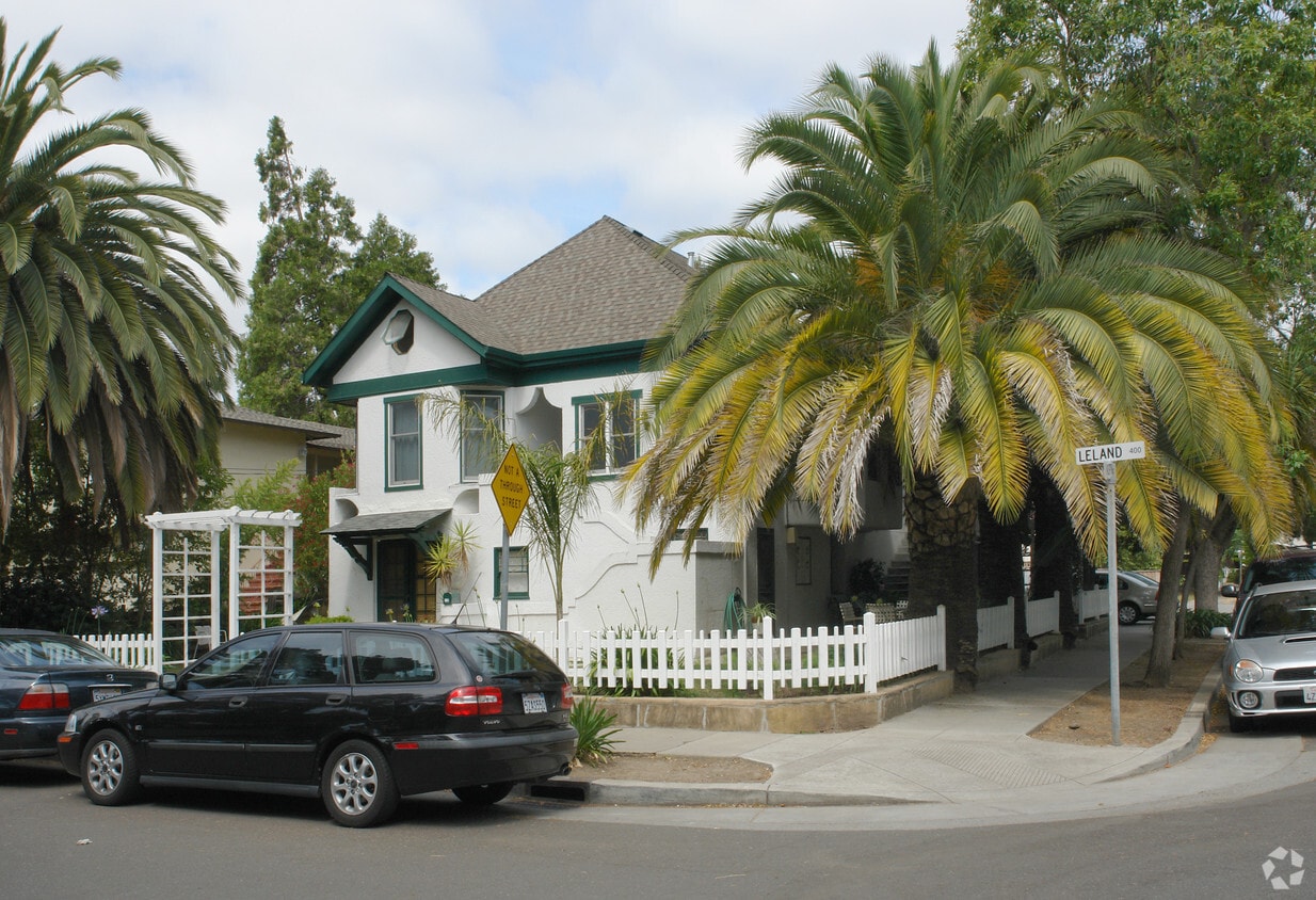 Primary Photo - 412 Leland Ave
