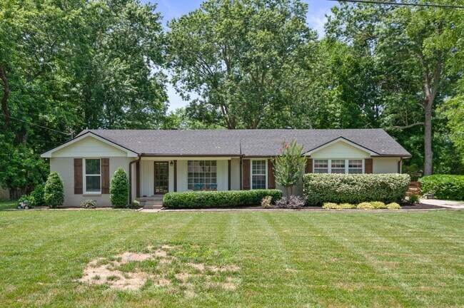 Building Photo - 819 Chrisman Dr
