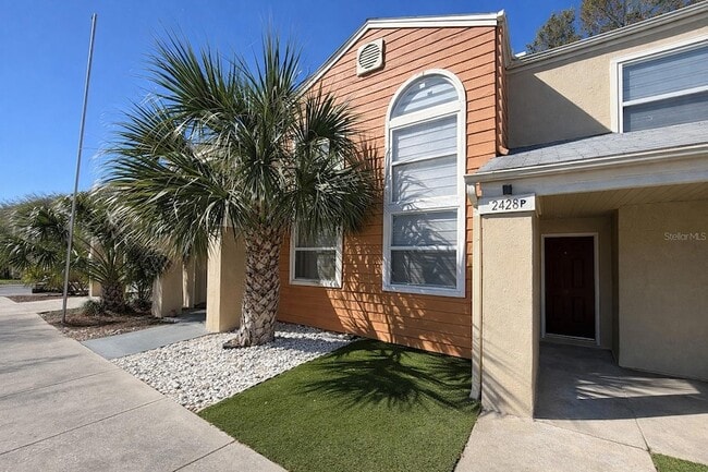 Building Photo - 2428 Summerfield Pl