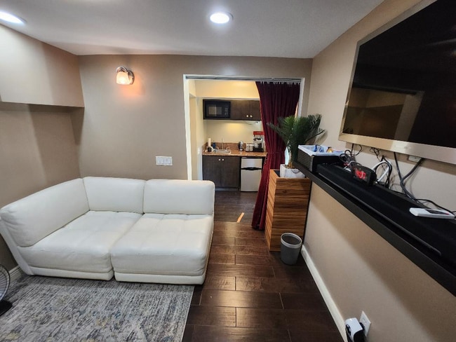 Foto del edificio - 3852 Mount Vernon Dr