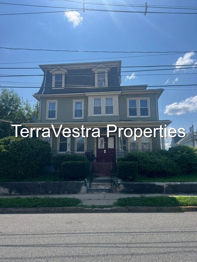 Foto del edificio - 244 Glover St