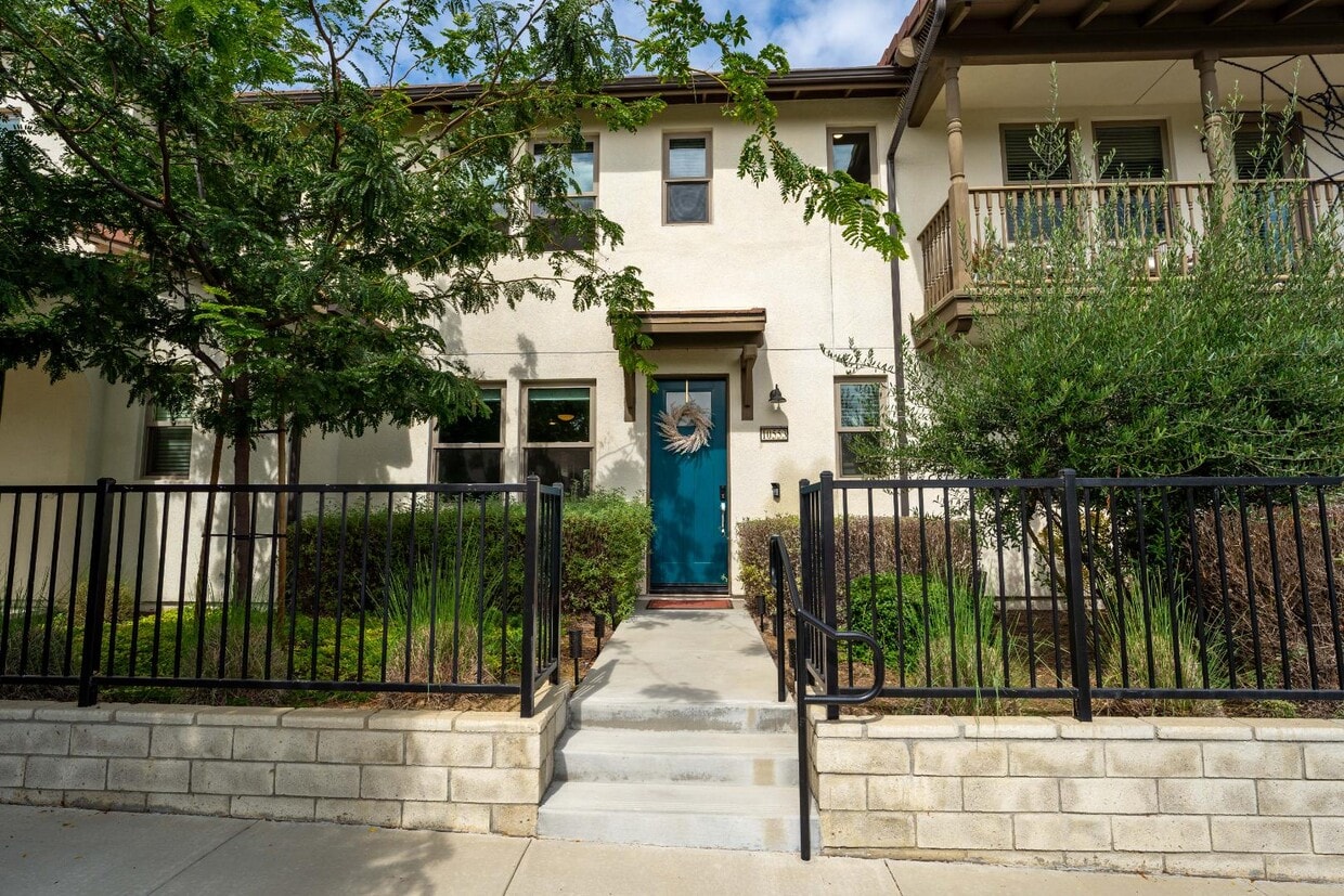 Foto principal - 10553 San Jose St