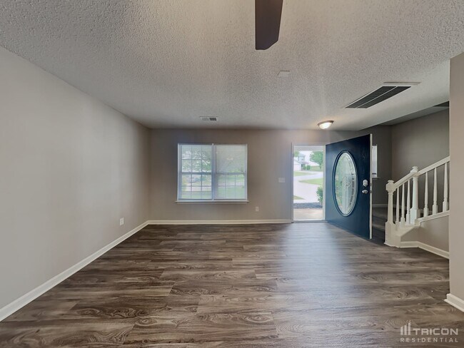 Foto del edificio - 637 Overlook Rd