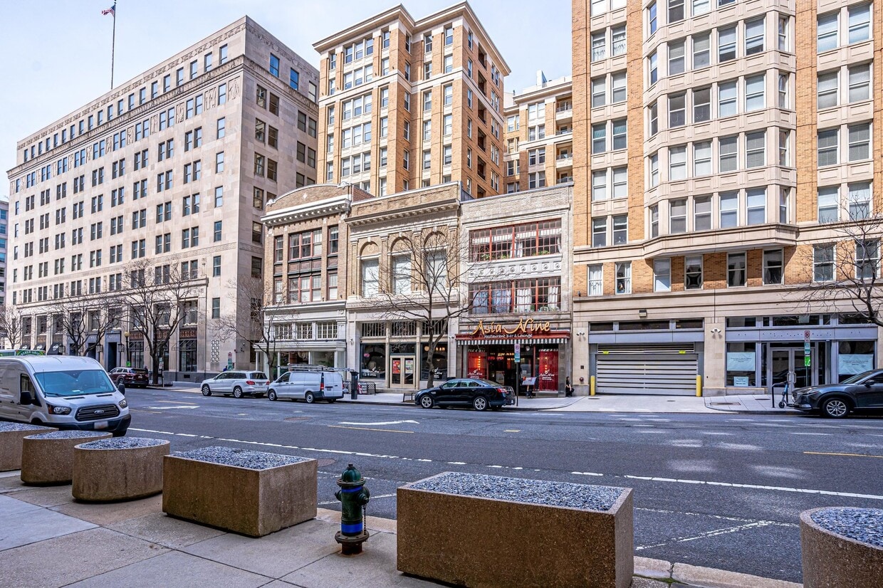Welcome to 915 E Street NW - 915 E St NW