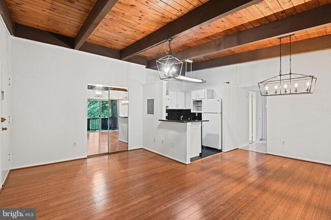 Building Photo - 7857 Enola St