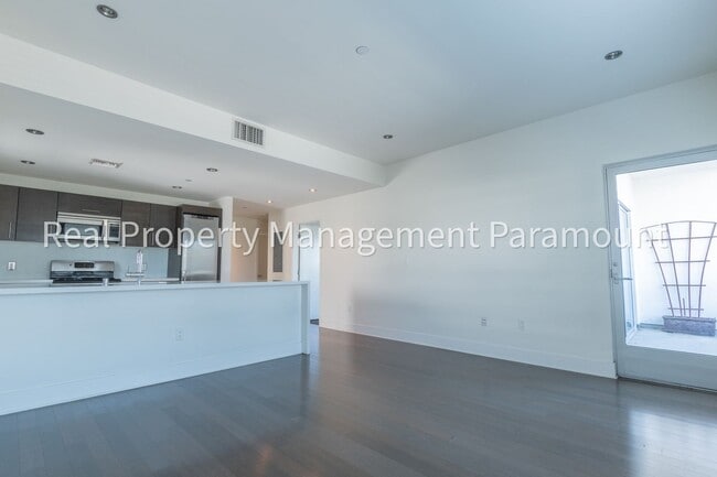 Building Photo - 1700 Sawtelle Blvd