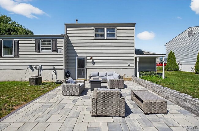 Foto del edificio - 8003 Bamm Hollow Rd