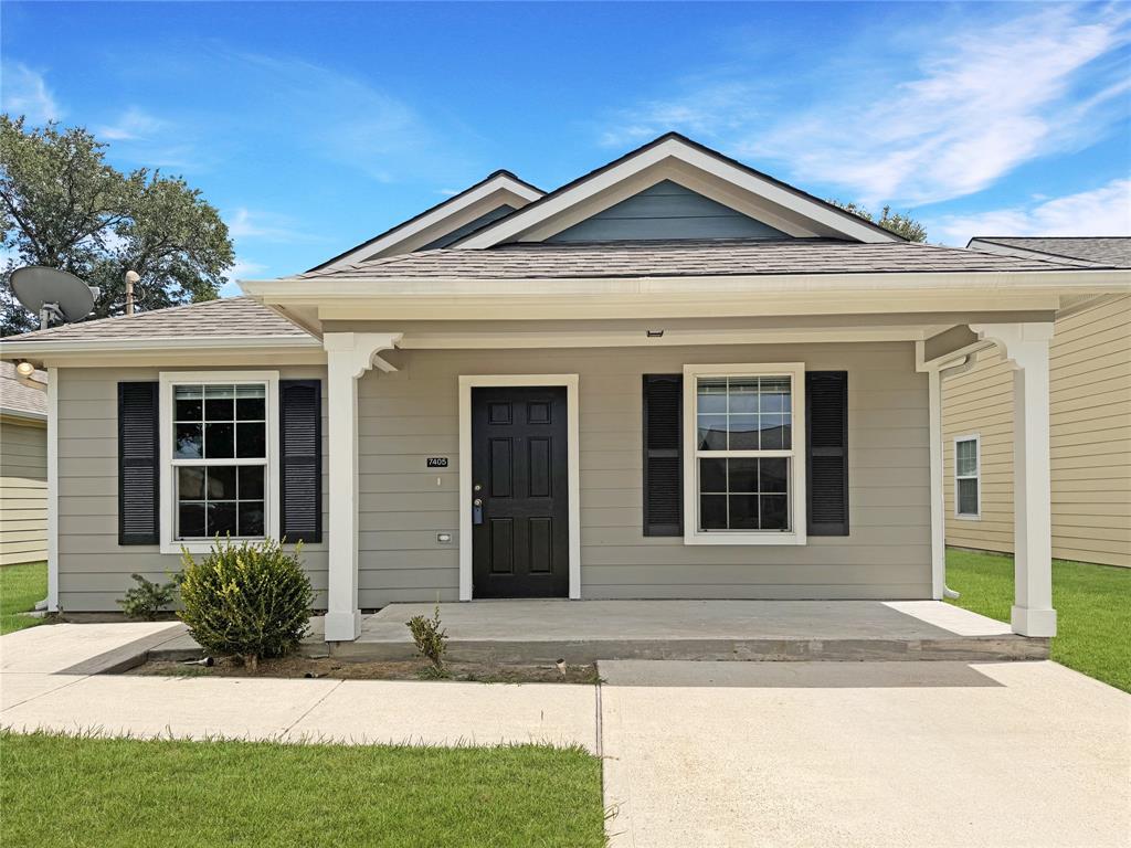 Primary Photo - 7405 Blue Jay Dr