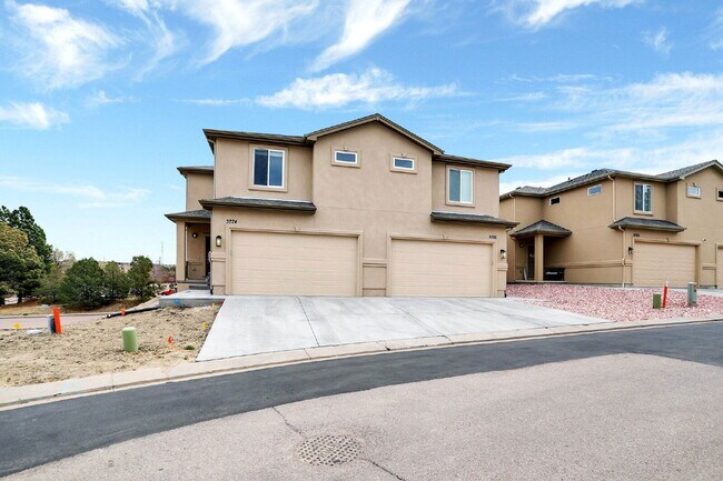 Building Photo - 3780 Venice Grove