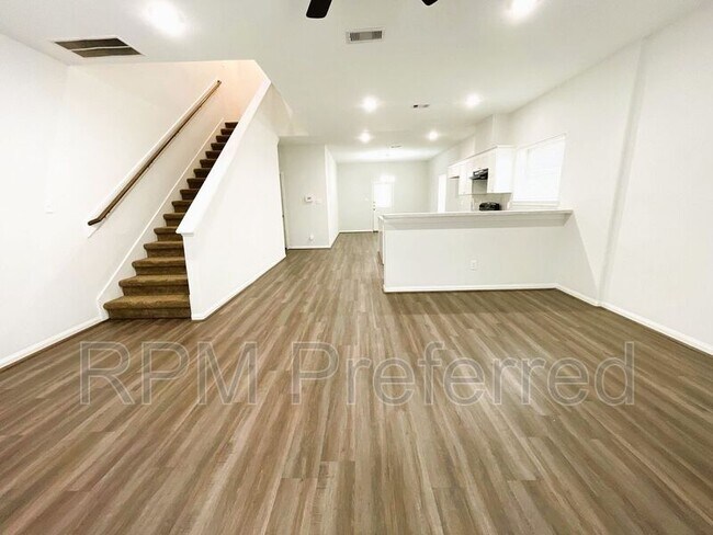 Foto del edificio - 8722 Scott St