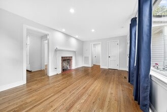 Building Photo - 173 N Trigg Ave