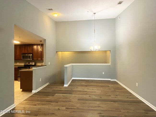 Building Photo - 13827 Herons Landing Way