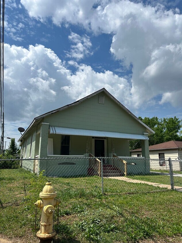 Photo - 2024 Rawlings St (Chattanooga, TN)