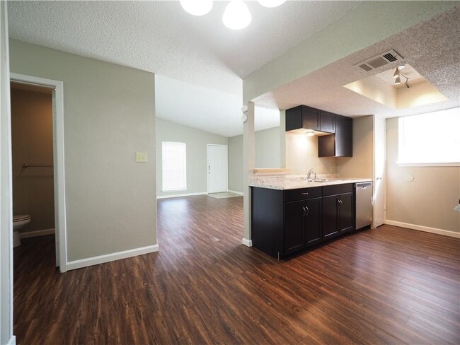 Building Photo - 5204 Nuckols Crossing Rd