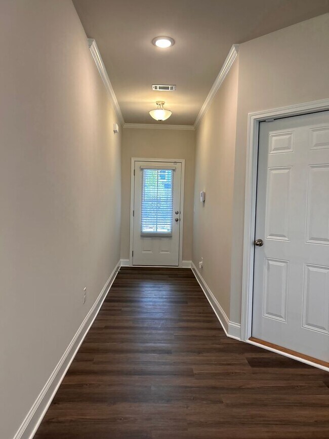 Foto del edificio - Townhome