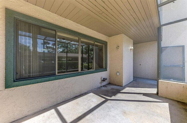 Building Photo - 935 Sunridge Way