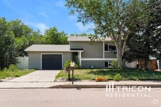 Building Photo - 6650 Brook Forest Dr