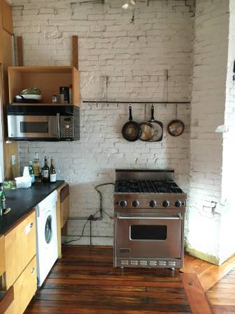 Building Photo - 35 Revere St