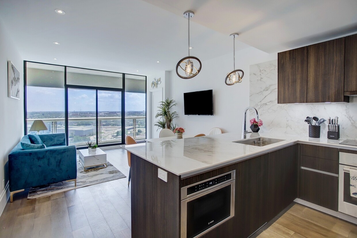 Foto principal - 1701 Hermann Dr