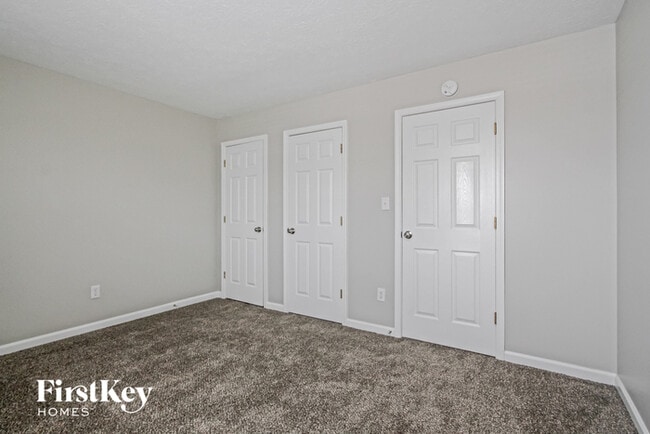 Foto del edificio - 6250 Twyckenham Dr