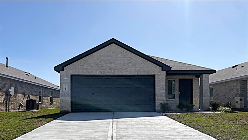 Foto principal - 6018 Alberta Fls Dr
