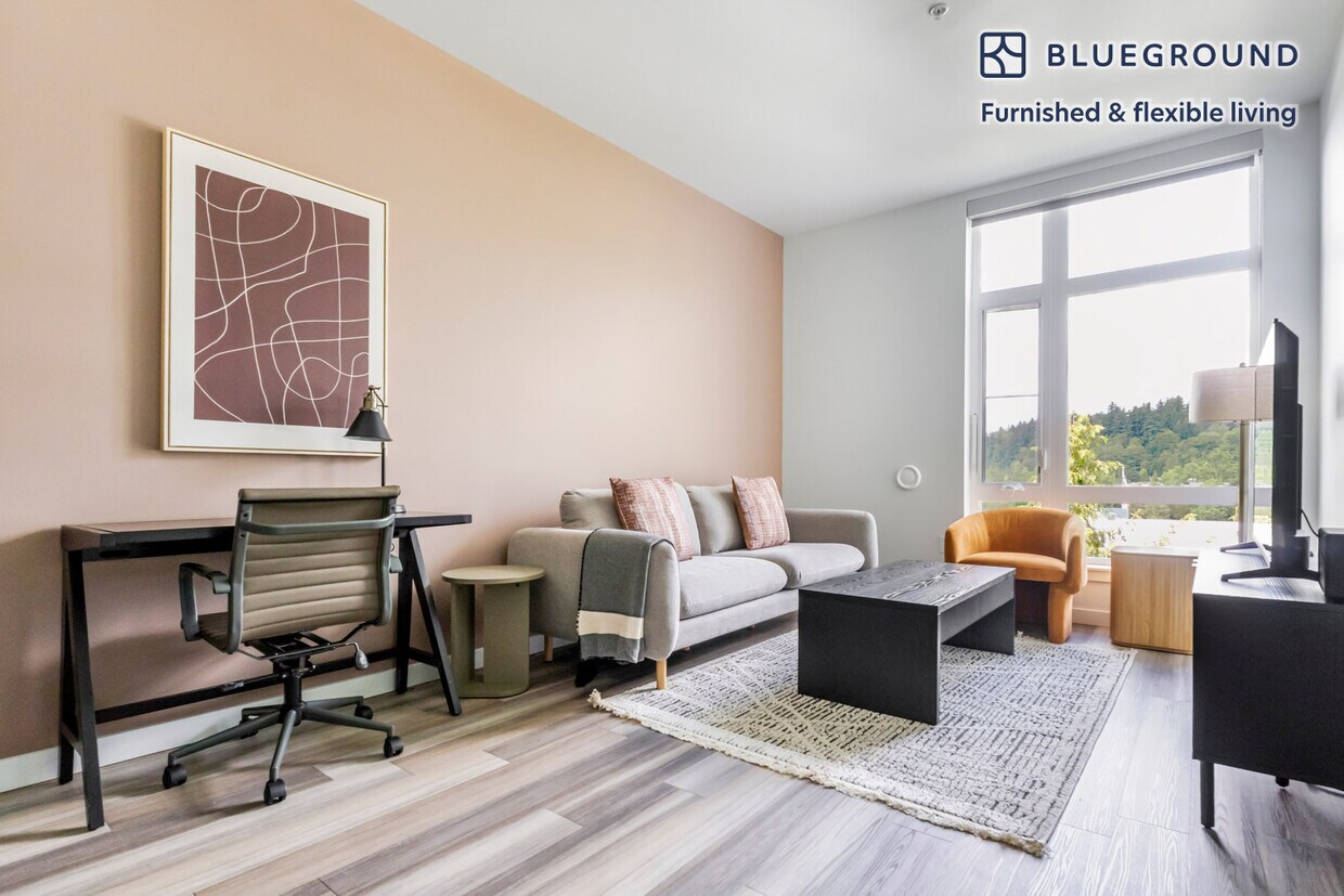 Foto principal - 8709 161st Avenue Northeast
