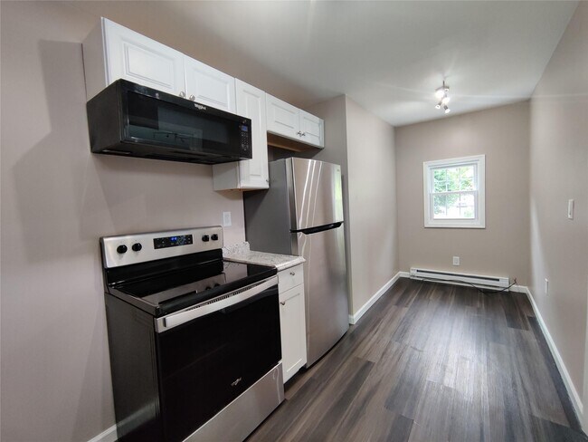 Foto del edificio - 917-921-921 Violet Ave