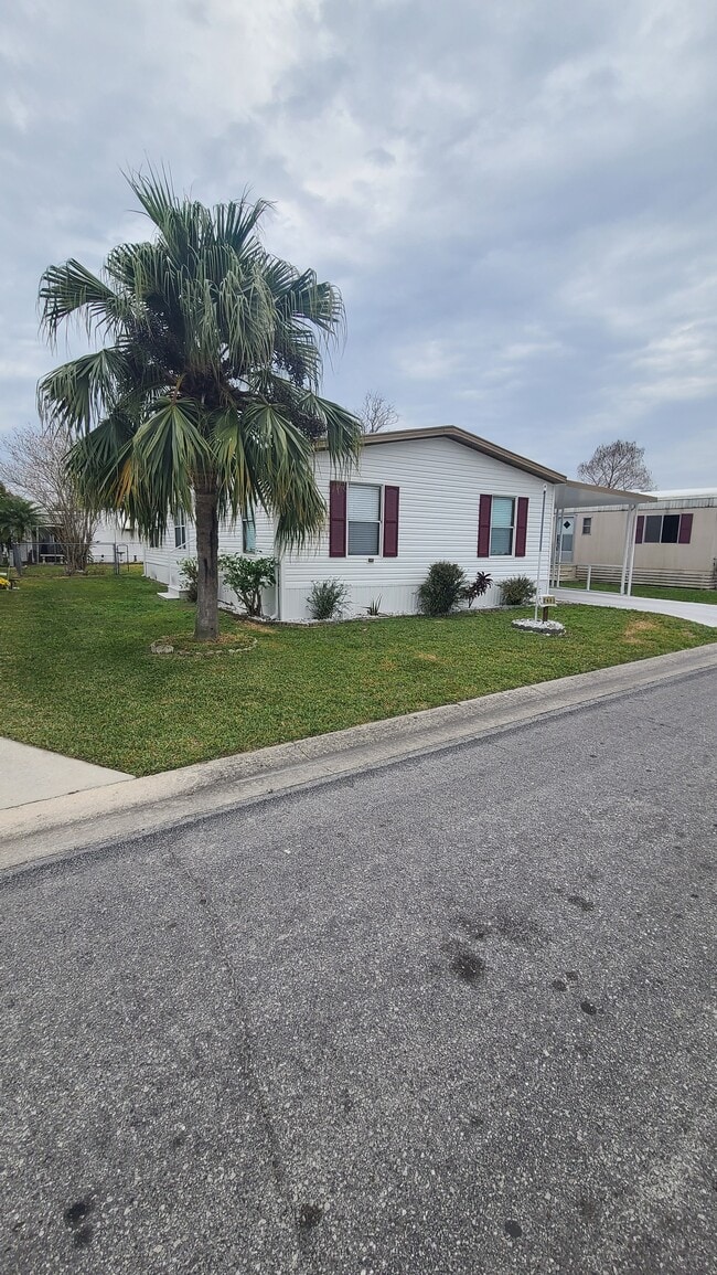 Photo - 2901 Stallion Dr House