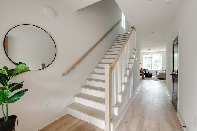 Foto del edificio - 3802 Syfert Ln