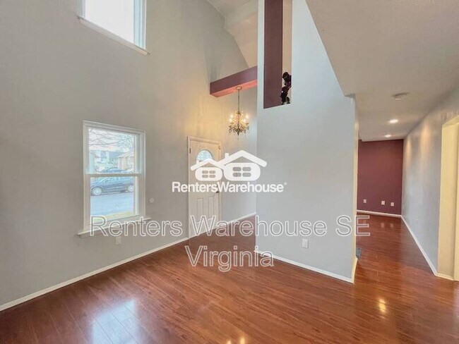 Building Photo - 1414 Highnoon Pl