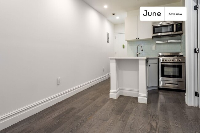 Building Photo - 20 Avenue A Ave