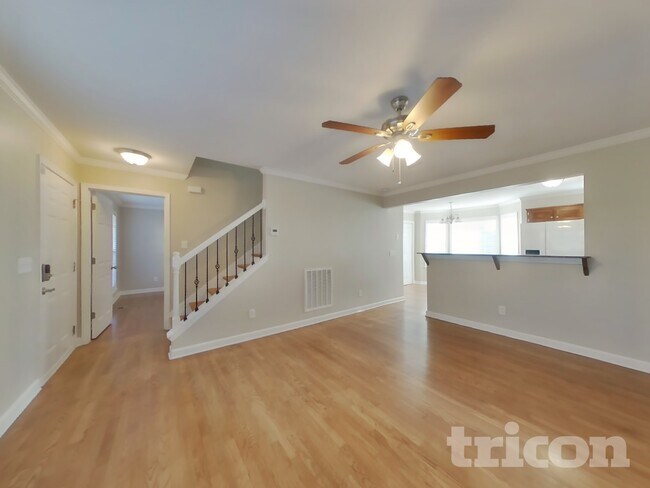 Foto del edificio - 2784 Aston Woods Ln