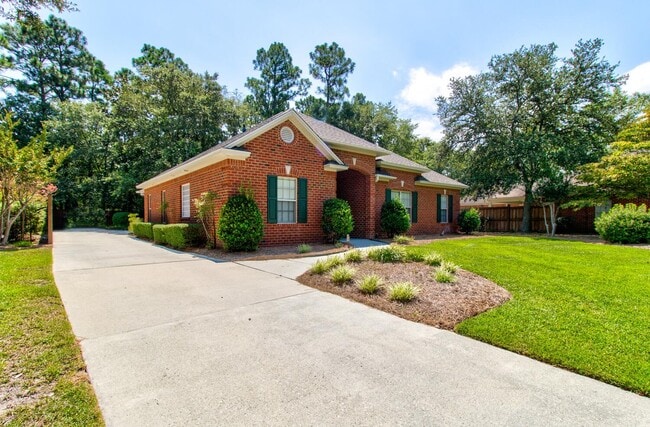 Building Photo - 4806 Alida Pl