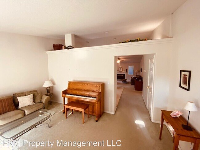 Building Photo - 3 br, 2 bath House - 4416 NE 133rd Ct.