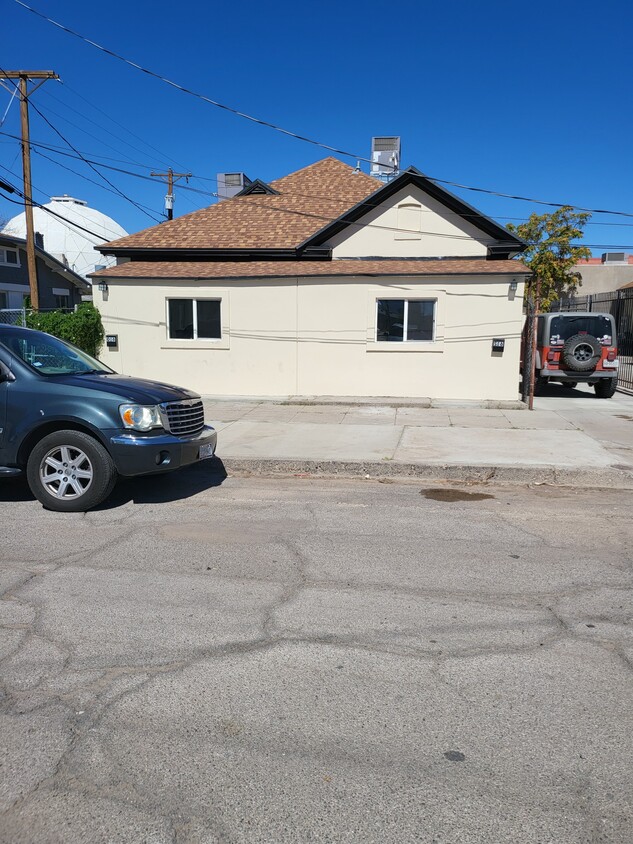 Primary Photo - 612 Ange St