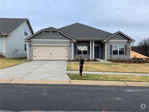 Building Photo - 112 Hidden Pines Cir
