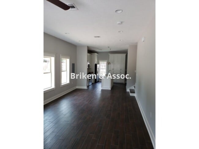 Building Photo - 32 Kandy Ln