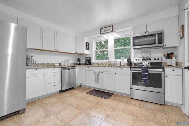Foto del edificio - 619 Graycroft Dr SW