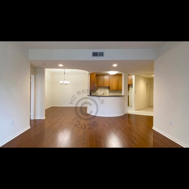 Building Photo - 12140 Moorpark St