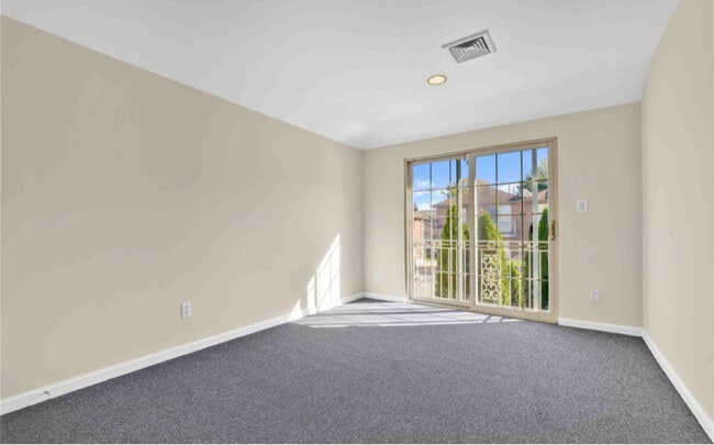 Building Photo - 88-20 70th Rd