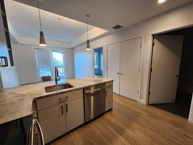 Foto del edificio - 55 Brighton Ave