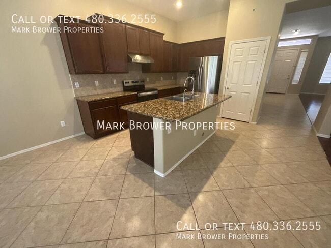 Building Photo - 1861 E Indigo Dr