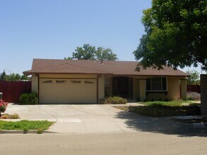 Building Photo - 3903 Payne Rd