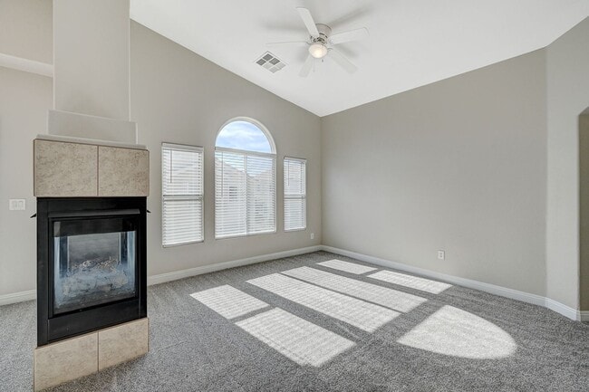 Foto del edificio - Charming Two-bedroom townhouse in Northwest