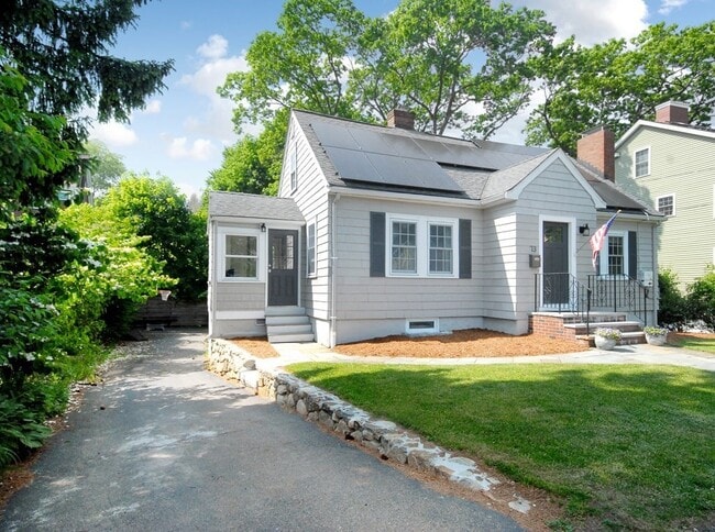 Building Photo - 73 Grandview Rd