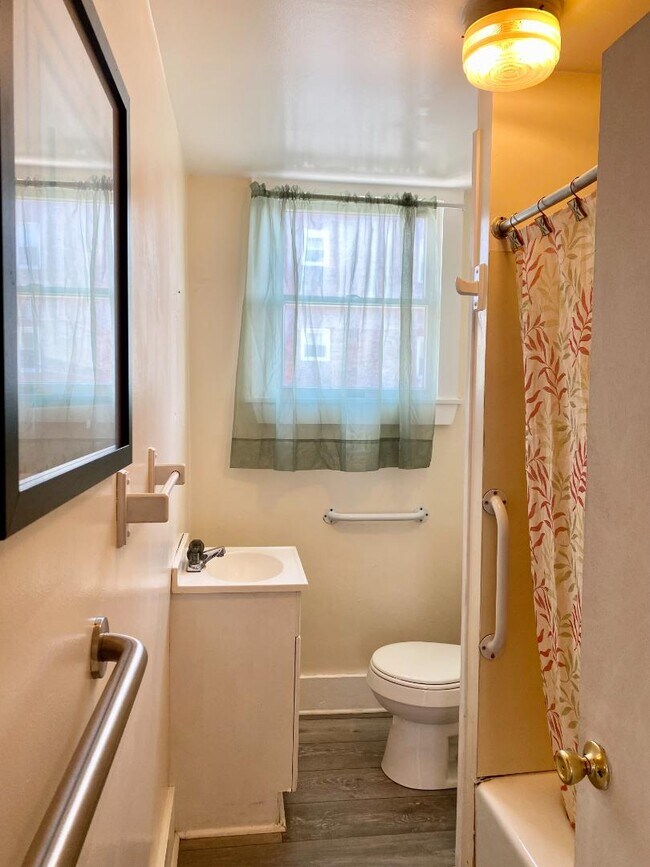 Foto del edificio - 1501-03 13th Ave