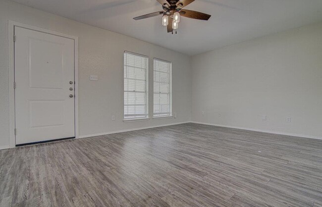 Building Photo - 5301 Indio Cir
