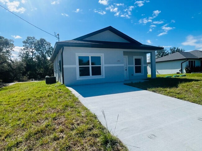 Building Photo - JUST BUILT! 2 Bed / 2 Bath Home in Southwest Lehigh Acres