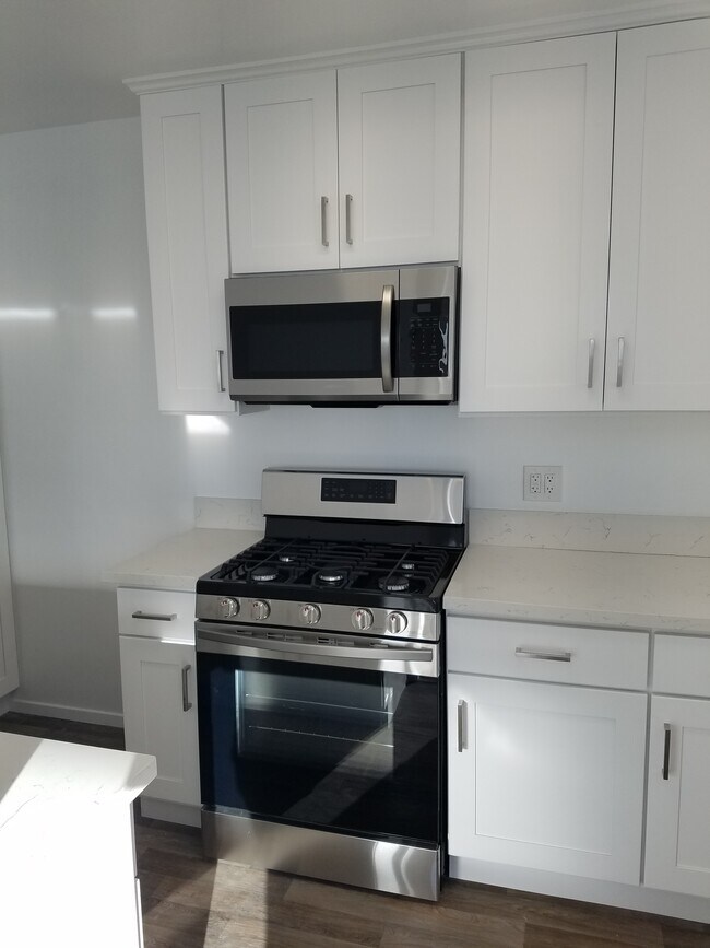 Foto del edificio - 3214 Highland Ave